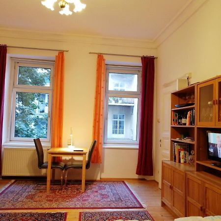 Gemuetliche Wohnung Nahe Zentrum Vienna Esterno foto